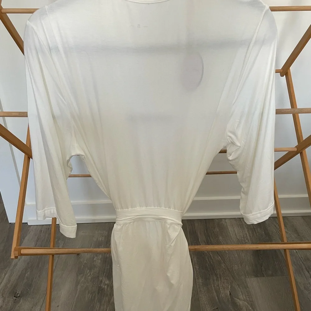 Women's White Robe - Picture 2 of 2